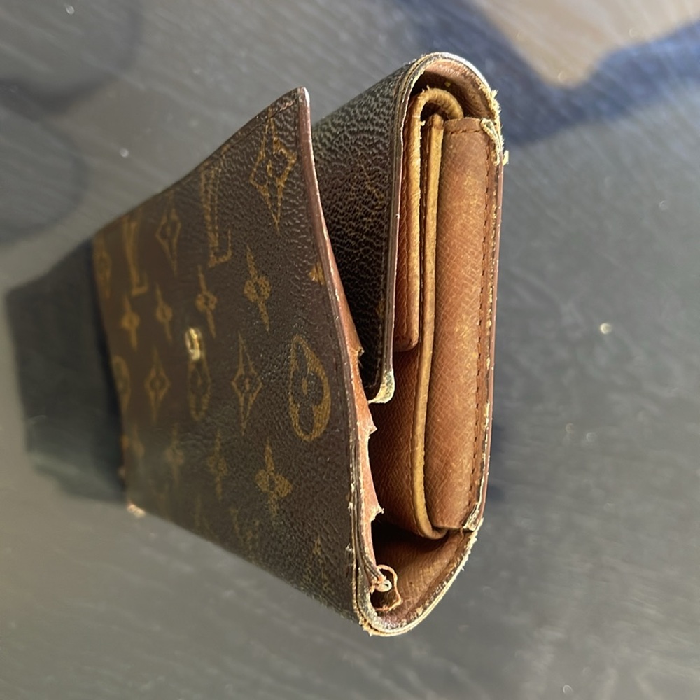 LOUIS VUITTON Monogram Porte Tresor International Trifold Authentic Collectible - Picture 6 of 8